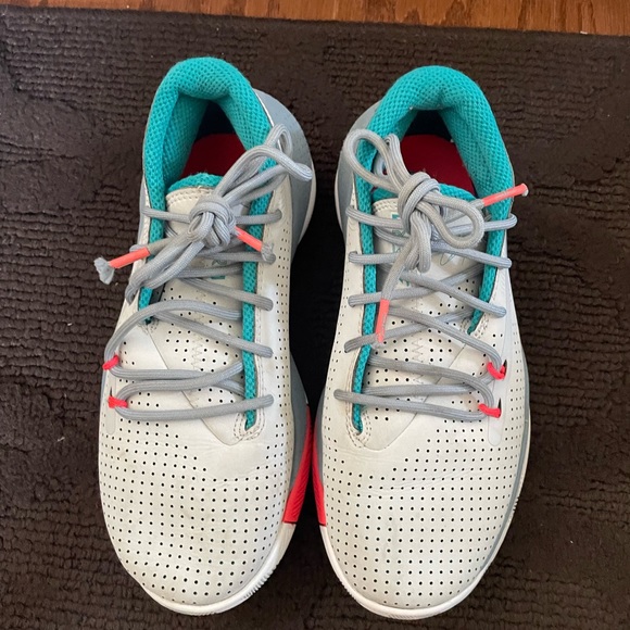 Under Armour Kids'👦🏻/👧🏻Curry 3Zer0 3 Basketball🏀Shoes👟Sz 2Y - Picture 3 of 10